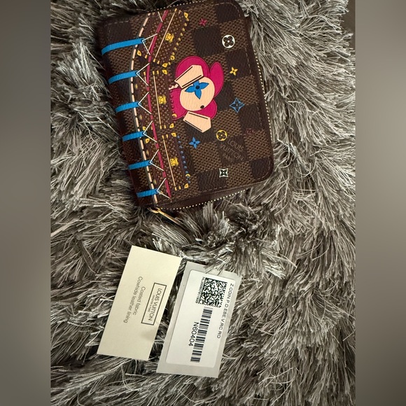 Louis Vuitton zippy coin wallet christmas edition - NEW WITH TAGS - Picture 4 of 4
